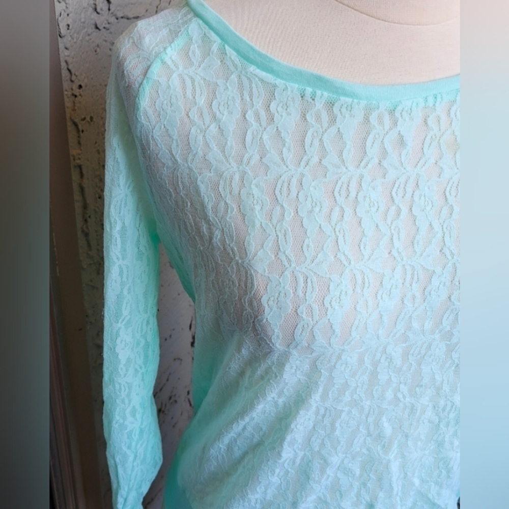 VS Pink Mint Green Lace Long Sleeve Blouse size Small - Picture 2 of 7